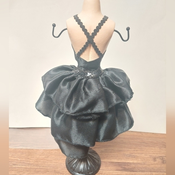 Black Evening Gown Jewelry Hangar - Picture 3 of 6